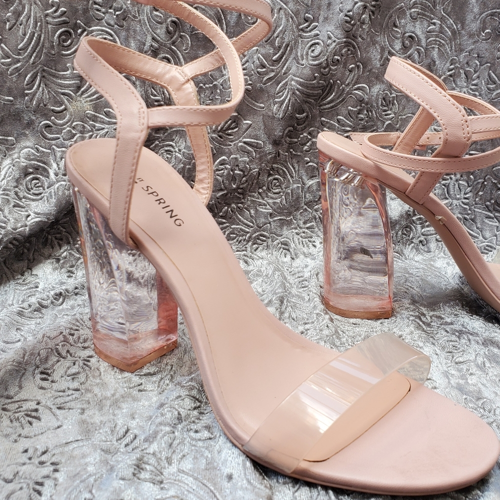 Spring Strappy Ankle Wrap Sandles US 8.5
